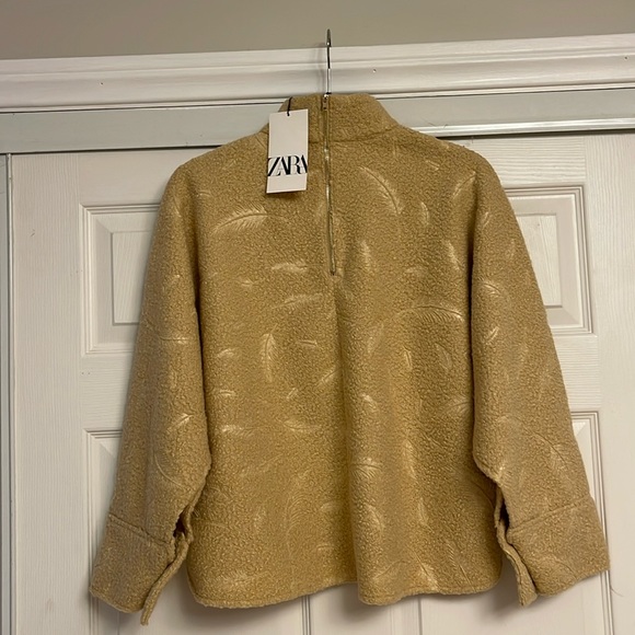 Zara - Picture 2 of 3